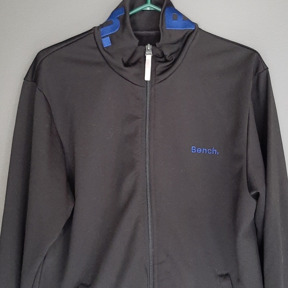 Bench Jacket - Picture 1 of 9